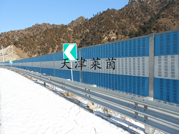 <a href=http://www.szgiftoy.com.cn/news_article?news_id=124>聲屏障</a>