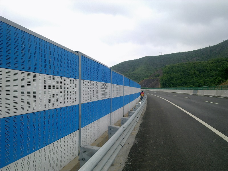 <a href=http://www.szgiftoy.com.cn/news_article?news_id=127>聲屏障</a>